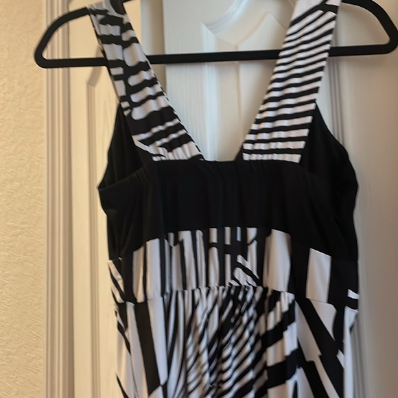 JFW Maxi dress size medium - Picture 4 of 4